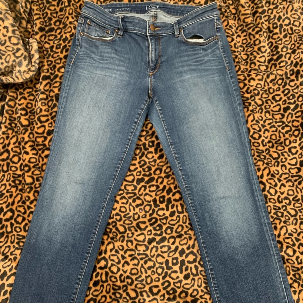 Ann Taylor Loft curvy straight jeans